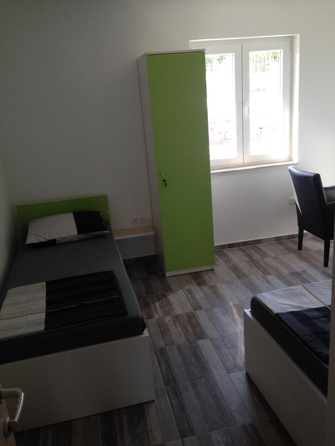 Chill Out Beach Apartments Trogir Exterior foto